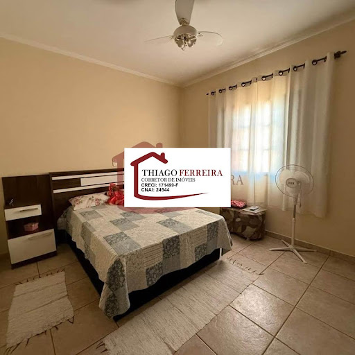 Casa em Jardim Cinelândia  -  Santa Rita do Passa Quatro