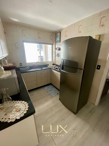 Apartamento 2 dormitórios na Meia Praia  -  Itapema