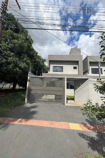 Sobrado em Vila Carlota  -  Campo Grande