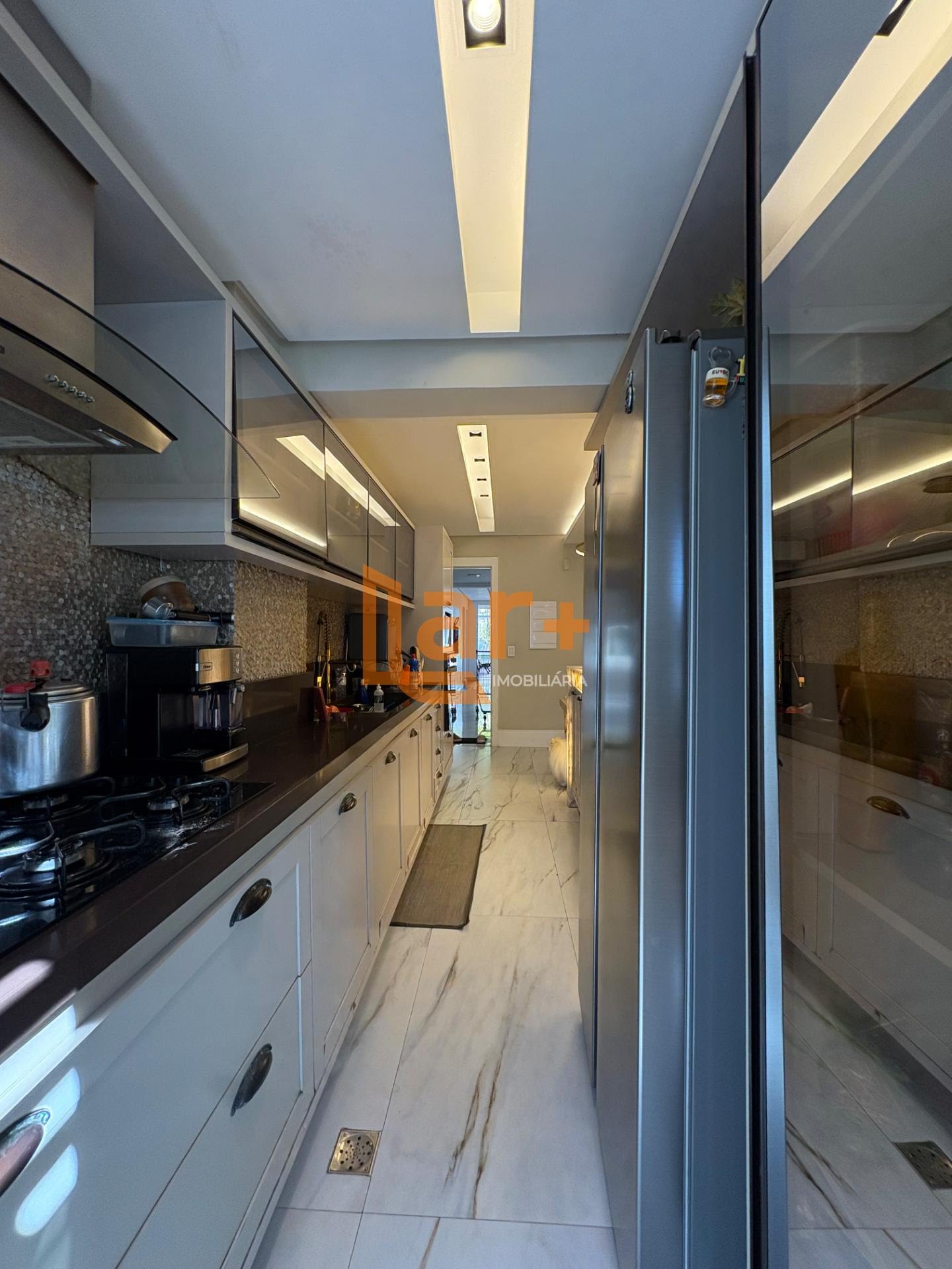 Apartamento à venda com 3 quartos, 1 suíte, 3 vagas e 236m² no Jardins, Aracaju (SE) — foto 13 de 14
