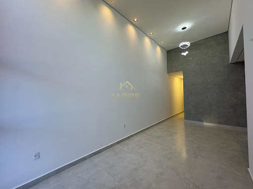 Casa de condomínio em Jardim Novo Horizonte  - Sorocaba, SP - 03 dormitórios- 01 suíte - 03 banheiros - 04 vagas - Piscina com cascata 