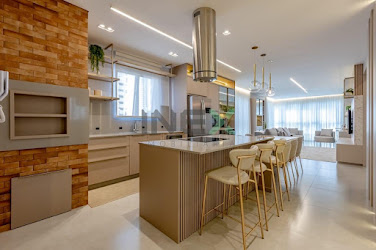 Apartamento em Pioneiros, Balneário Camboriú: 3 Suítes