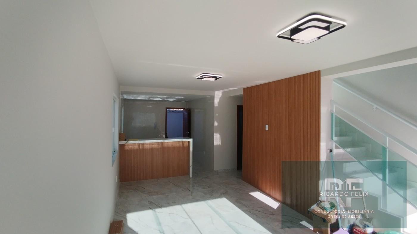 Casa à venda com 2 quartos, 2 suítes, 1 vaga e 130m² no Costazul, Rio das Ostras (RJ) — foto 8 de 18