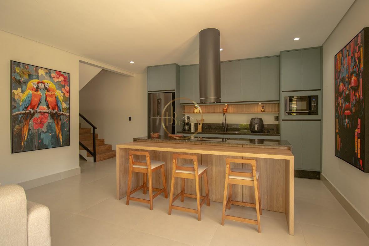 Casa à venda com 3 quartos, 3 suítes, 2 vagas e 234m² no Alto de Pitinga, Porto Seguro (BA) — foto 6 de 21