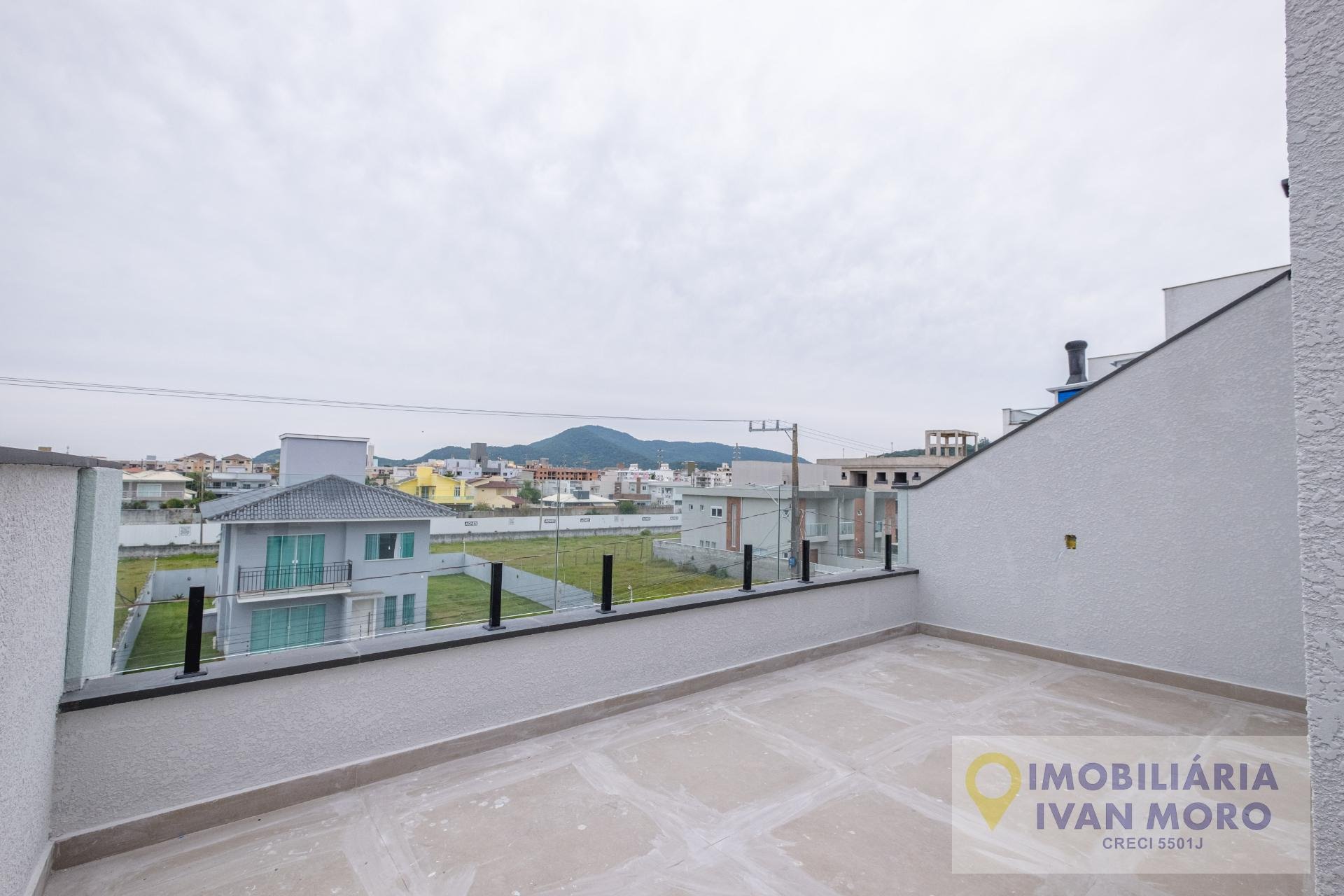 Casa à venda com 3 quartos, 3 suítes, 1 vaga e 201m² no Ingleses Norte, Florianópolis (SC) — foto 12 de 19