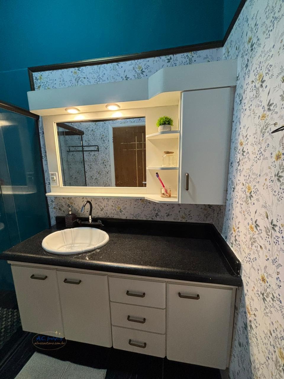 Casa à venda com 4 quartos, 1 suíte, 3 vagas e 220m² no Vila Caiçara, Praia Grande (SP) — foto 23 de 30