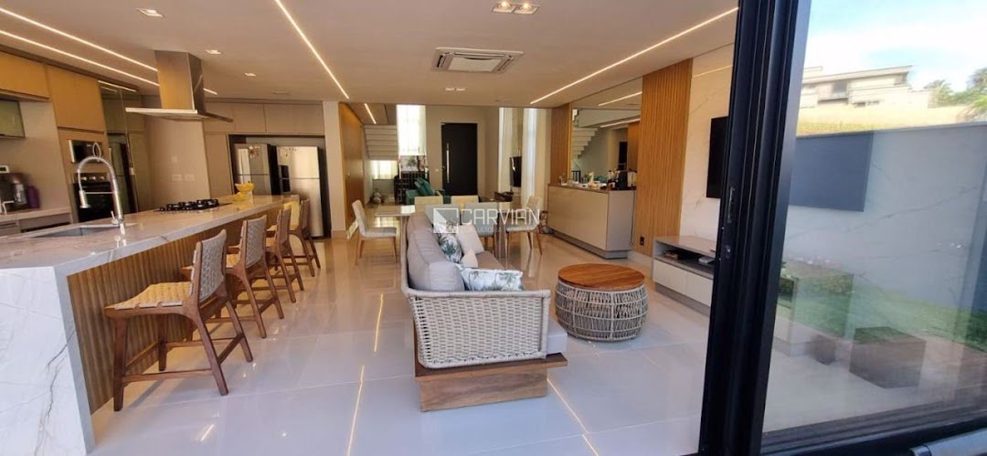 Casa à venda com 3 quartos, 3 suítes, 4 vagas e 305m² no Condomínio Alphaville III, Ribeirão Preto (SP) — foto 16 de 30