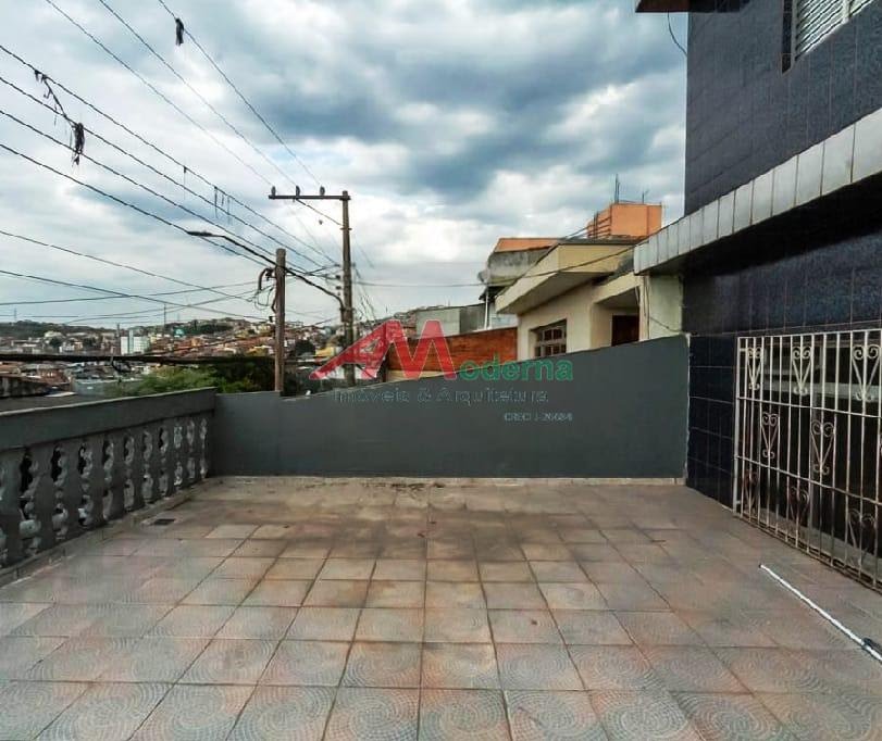 Casa à venda com 4 quartos, 3 banheiros, 3 vagas e 198m² no Nova Petrópolis, São Bernardo do Campo (SP) — foto 24 de 28
