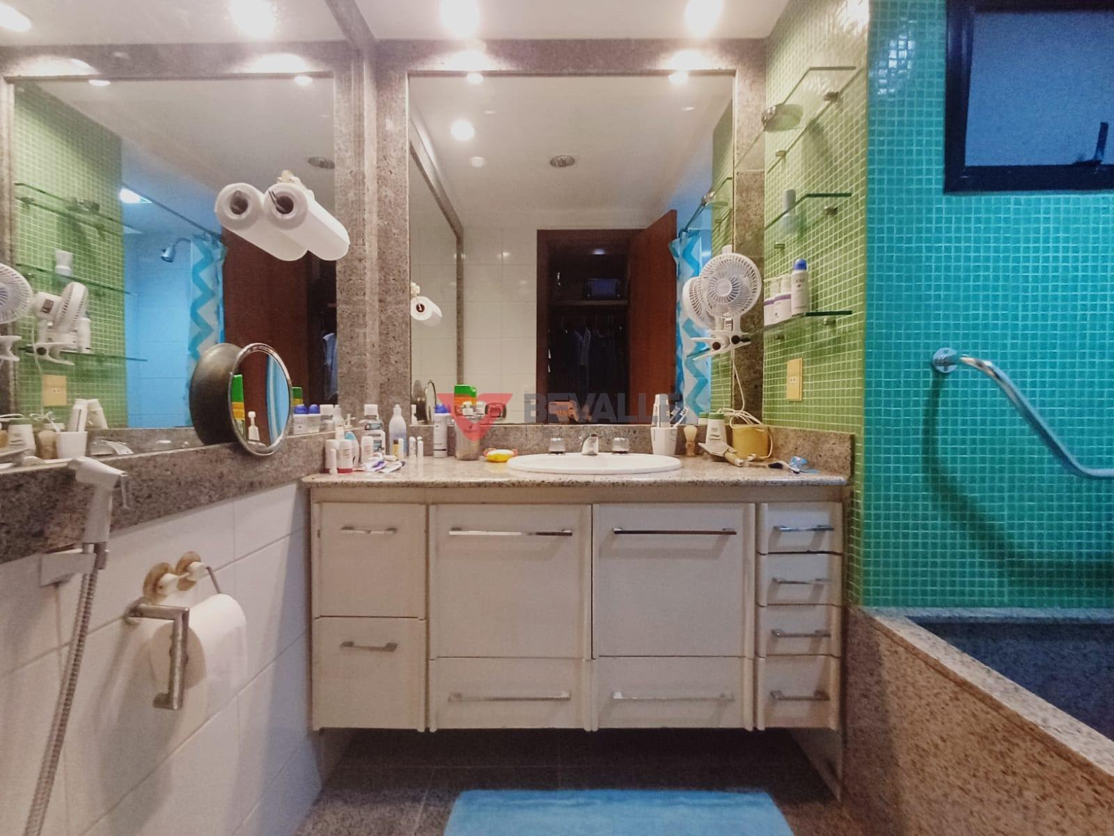 Apartamento à venda com 3 quartos, 1 suíte, 2 vagas e 150m² no Leblon, Rio de Janeiro (RJ) — foto 18 de 30