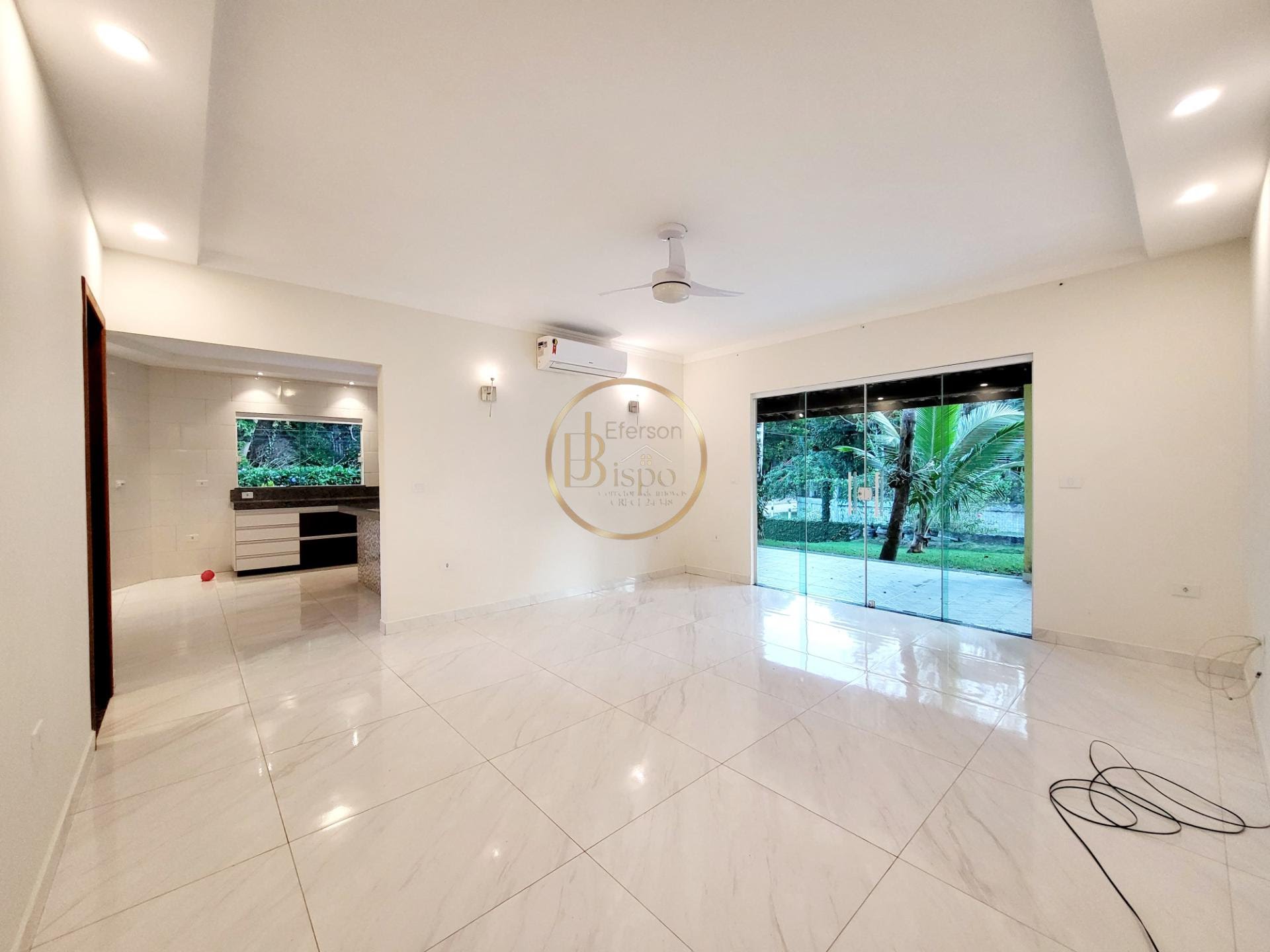 Casa à venda com 5 quartos, 2 suítes, 5 vagas e 250m² no Coroa Vermelha, Santa Cruz Cabrália (BA) — foto 11 de 16
