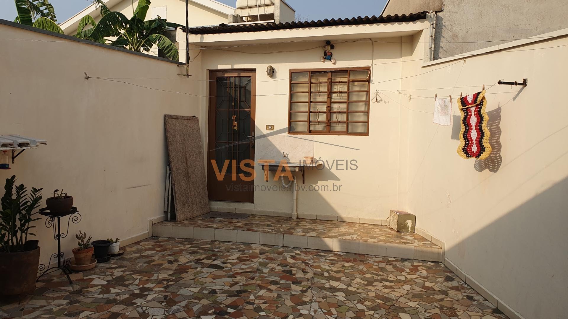 Casa à venda com 3 quartos, 1 suíte, 2 vagas e 165m² no São Lazaro, São João da Boa Vista (SP) — foto 9 de 17