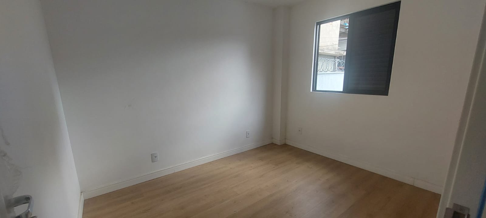 Casa à venda com 3 quartos, 1 suíte, 2 vagas e 47m² no Planalto, Belo Horizonte (MG) — foto 10 de 21