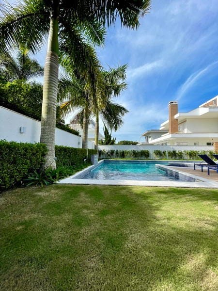 Casa à venda com 5 quartos, 5 suítes, 5 vagas e 940m² no Jurerê Internacional, Florianópolis (SC) — foto 9 de 29