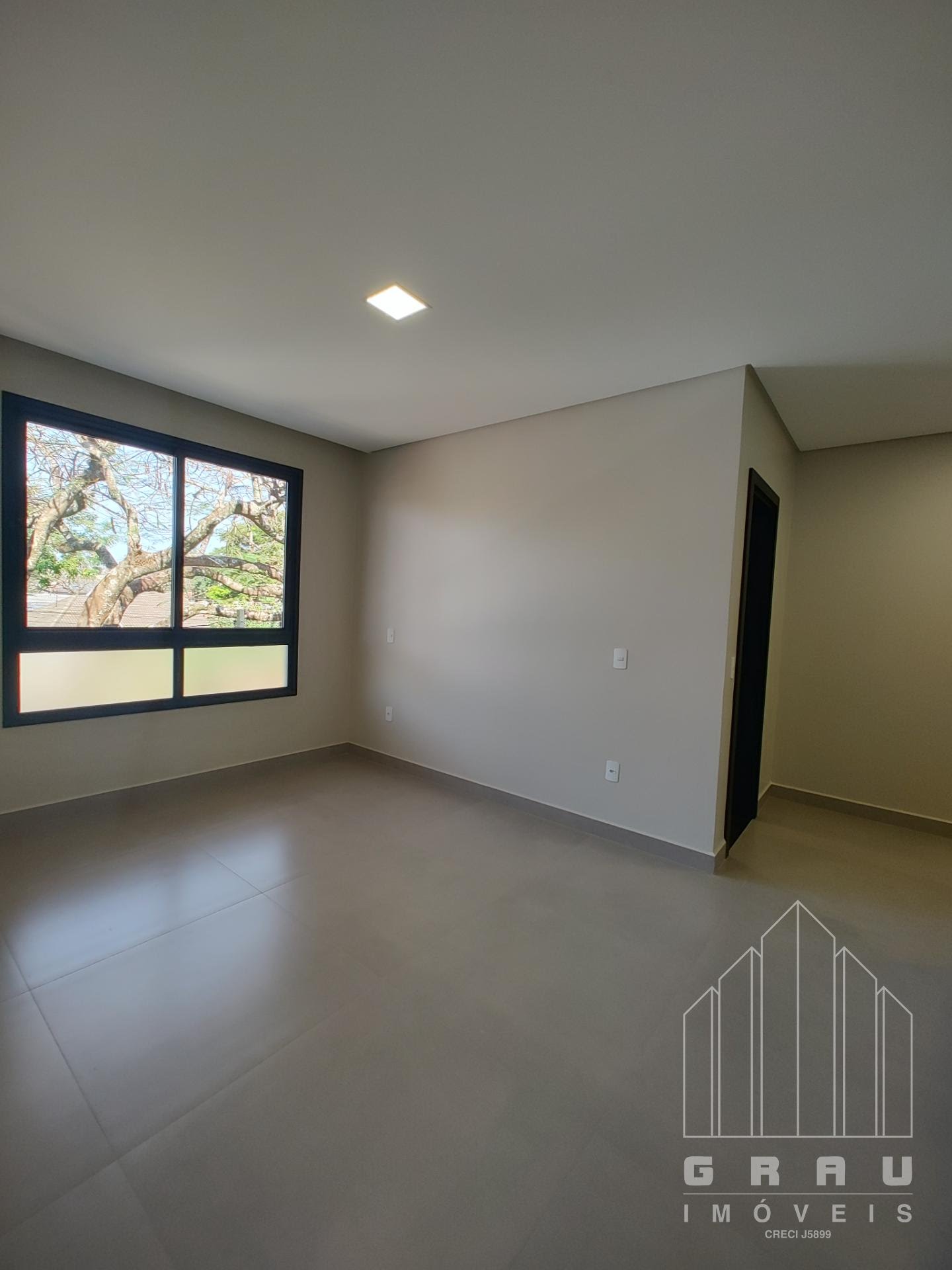 Casa Comercial em Vila Yolanda  -  Foz do Iguaçu