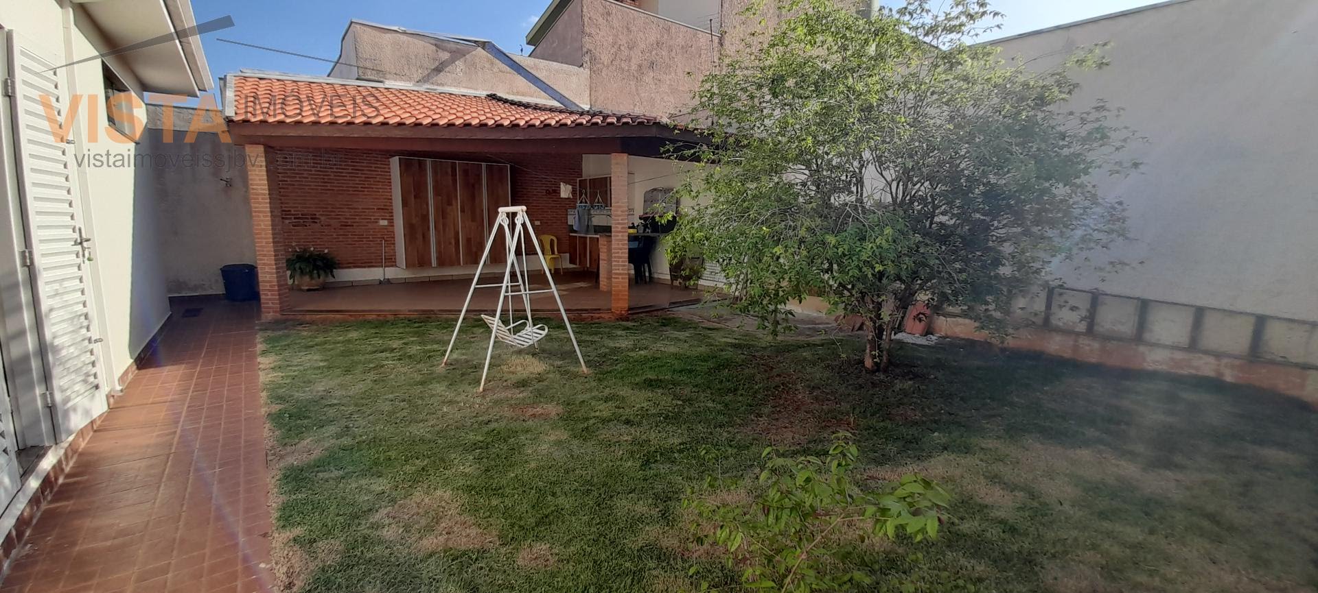 Casa à venda com 3 quartos, 1 suíte, 2 vagas e 192m² no Jardim Nova São João, São João da Boa Vista (SP) — foto 22 de 25