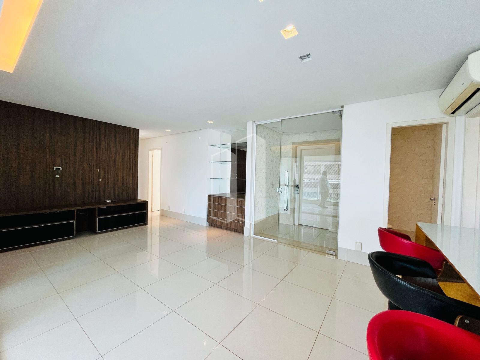 Apartamento à venda com 3 quartos, 5 banheiros, 2 vagas e 130m² no Setor Bueno, Goiânia — foto principal