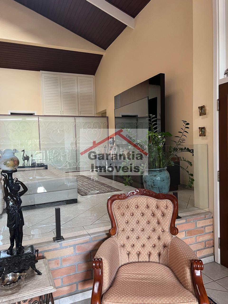 Casa à venda com 6 quartos, 7 banheiros e 600m² no Jardim Meny, São Roque (SP) — foto 12 de 24
