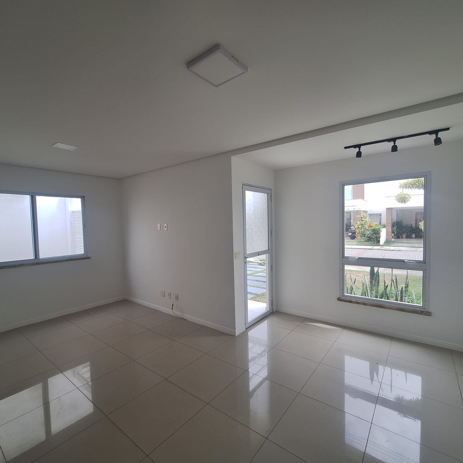 Casa à venda com 3 quartos, 3 suítes, 2 vagas e 120m² no Sim, Feira de Santana (BA) — foto 8 de 21
