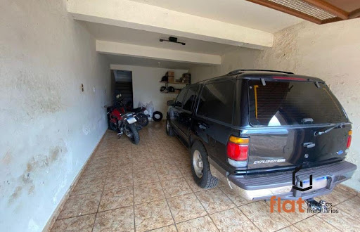 Casa à venda no bairro Providência, Pará de Minas, 4 quartos, suíte, 241m²
