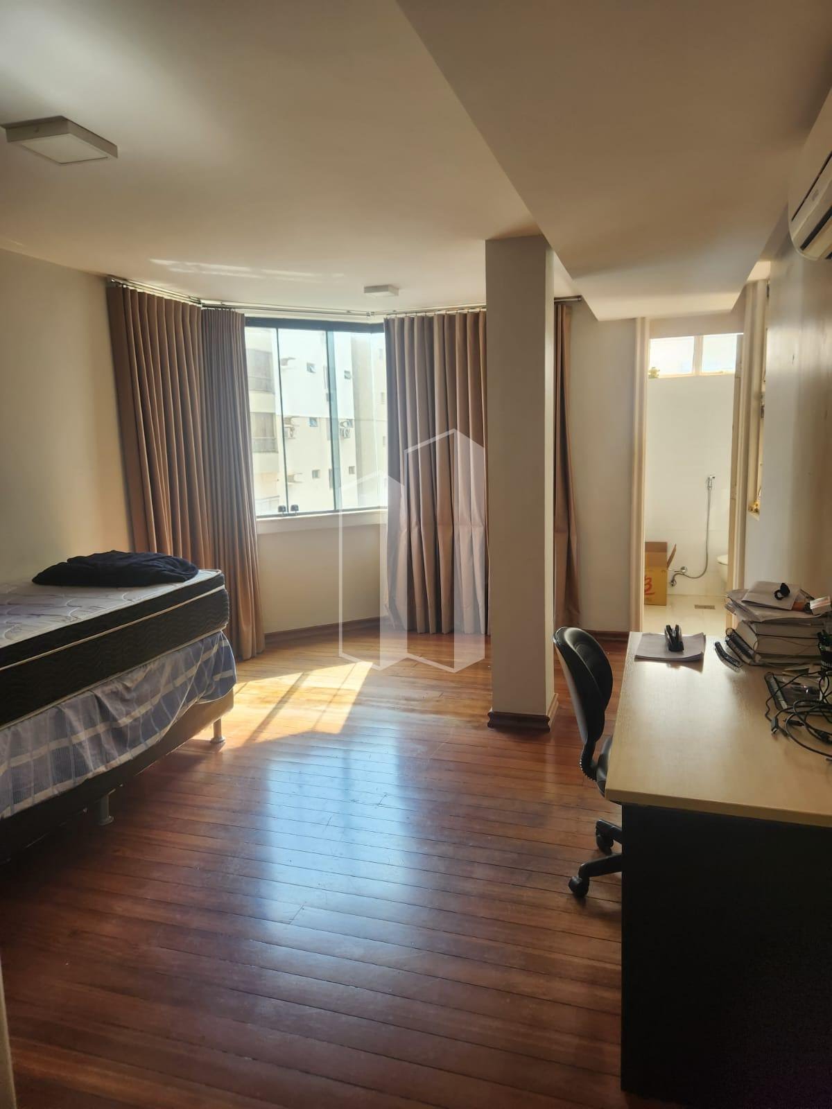 Apartamento à venda com 3 quartos, 3 suítes, 3 vagas e 290m² no Setor Bueno, Goiânia (GO) — foto 12 de 20