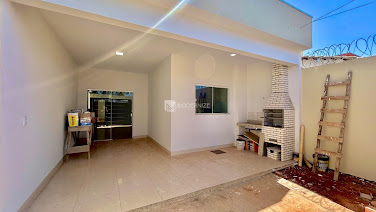 Casa em Goianiense  -  Catalão