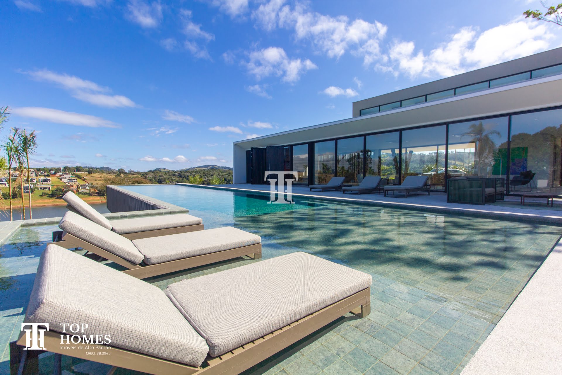 Casa Resort Mansão Sítio frente Represa à venda em Joanópolis - Bragrança Paulista - Represa de Jacareí