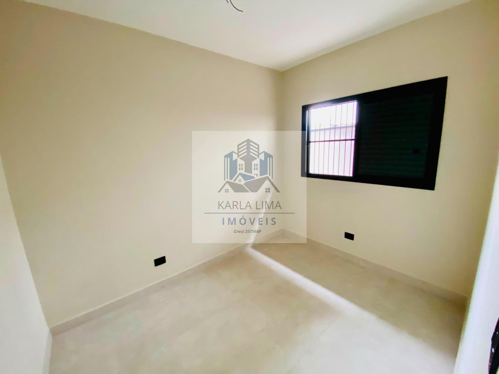 Casa à venda com 2 quartos, 1 banheiro e 50m² no Chácara Vista Linda, Bertioga (SP) — foto 8 de 9