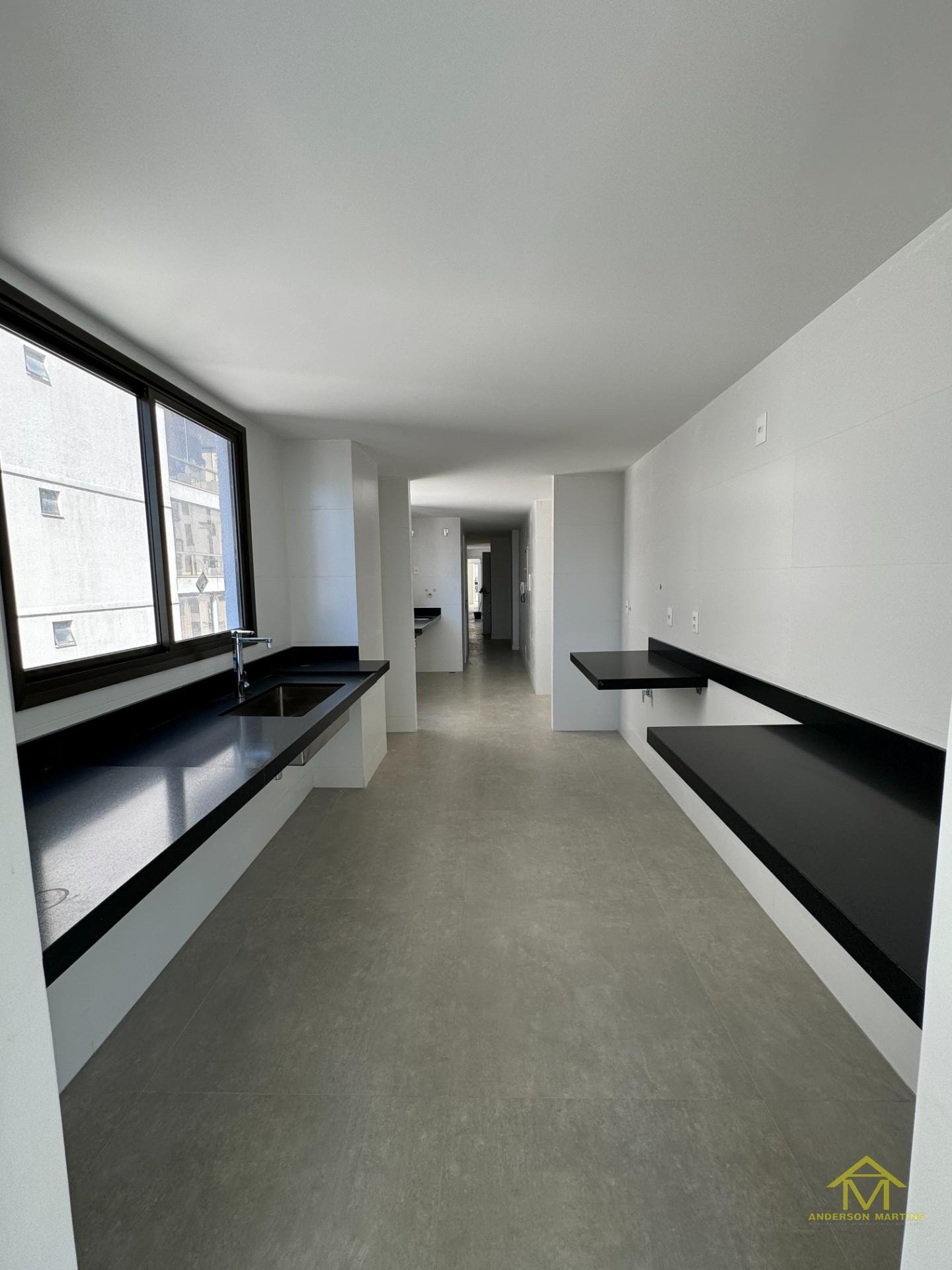 Apartamento à venda com 4 quartos, 6 banheiros, 4 vagas e 217m² no Praia do Canto, Vitória (ES) — foto 16 de 20