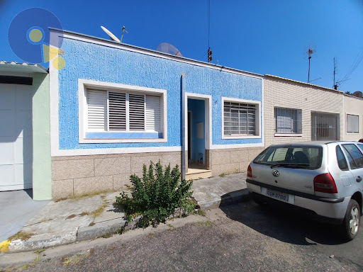 Casa com potencial para dois alugueis (residencial e comercial)