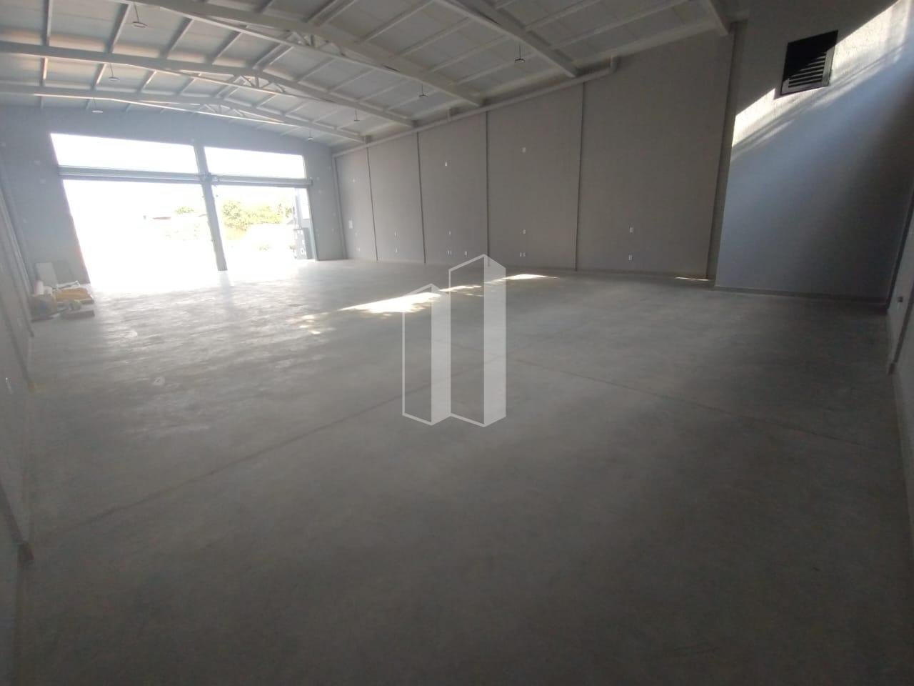 Comercial à venda com 1 banheiro, 3 vagas e 235m² no Residencial Pedro Miranda, Senador Canedo (GO) — foto 8 de 15