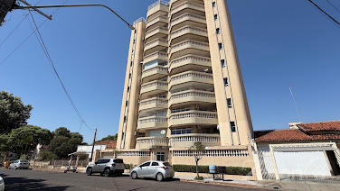 Apartamento à Venda em Vila Cicma, Adamantina SP