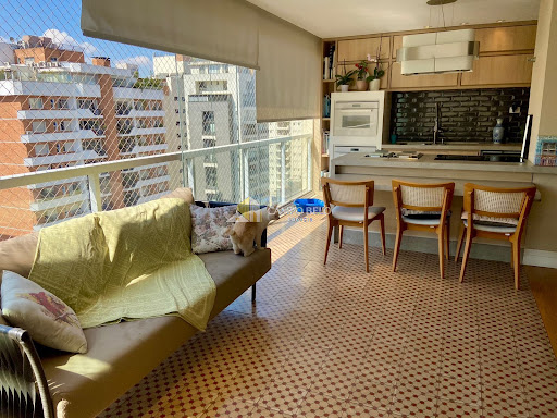 Apartamento 03 Dorm. Locação  em Pinheiros  -  São Paulo