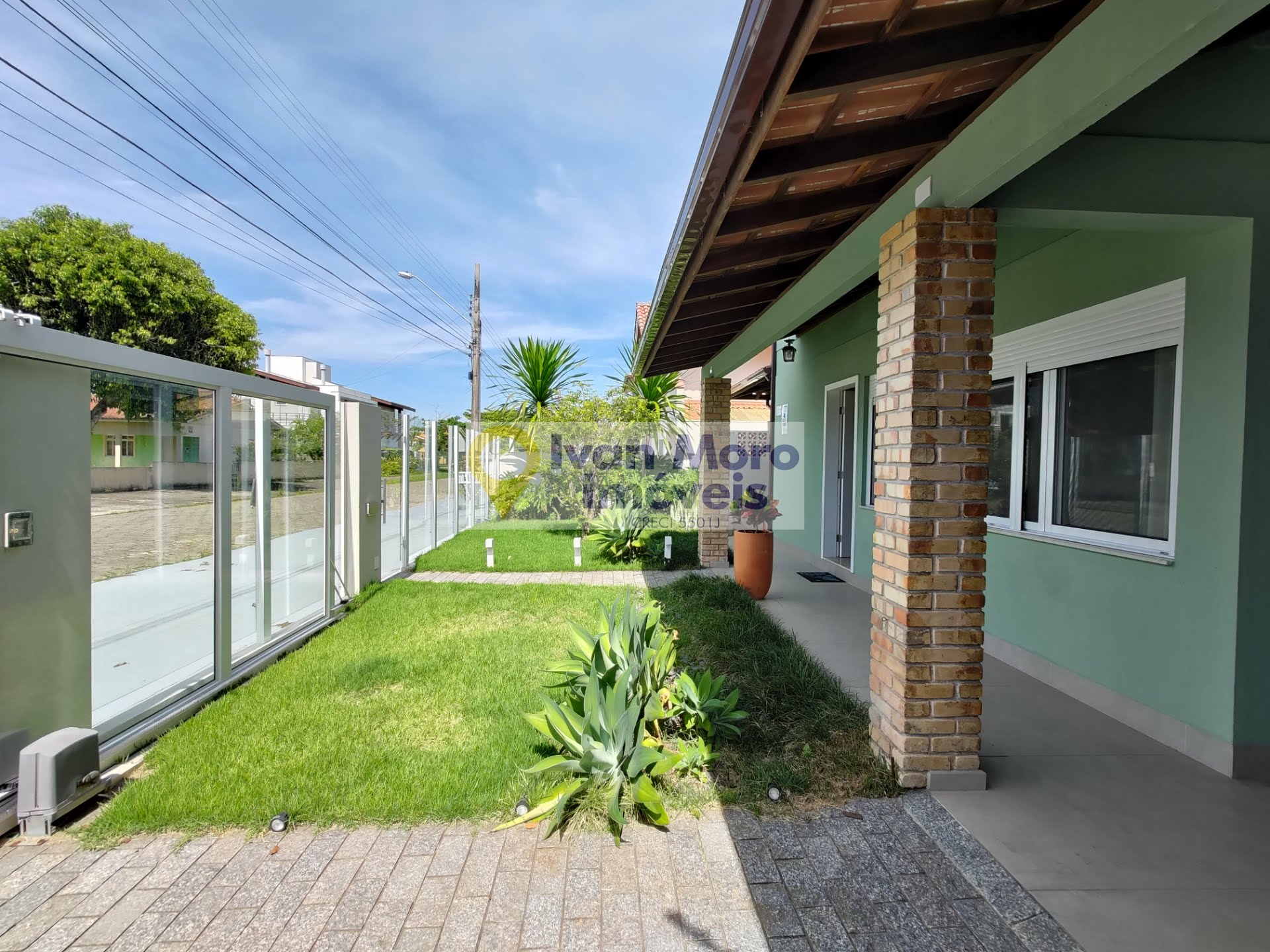 Casa para alugar com 4 quartos, 1 suíte e 3 vagas no Daniela, Florianópolis (SC) — foto 4 de 30