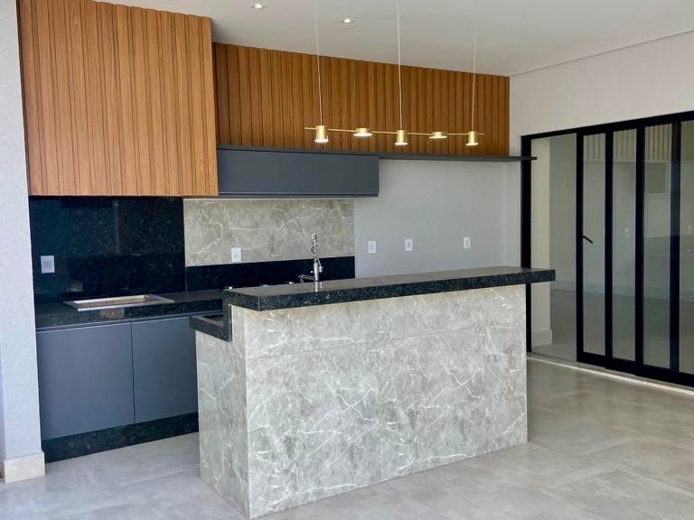 Casa à venda com 3 quartos, 3 suítes, 4 vagas e 235m² no Jardim Residencial Maria Dulce, Indaiatuba (SP) — foto 6 de 30
