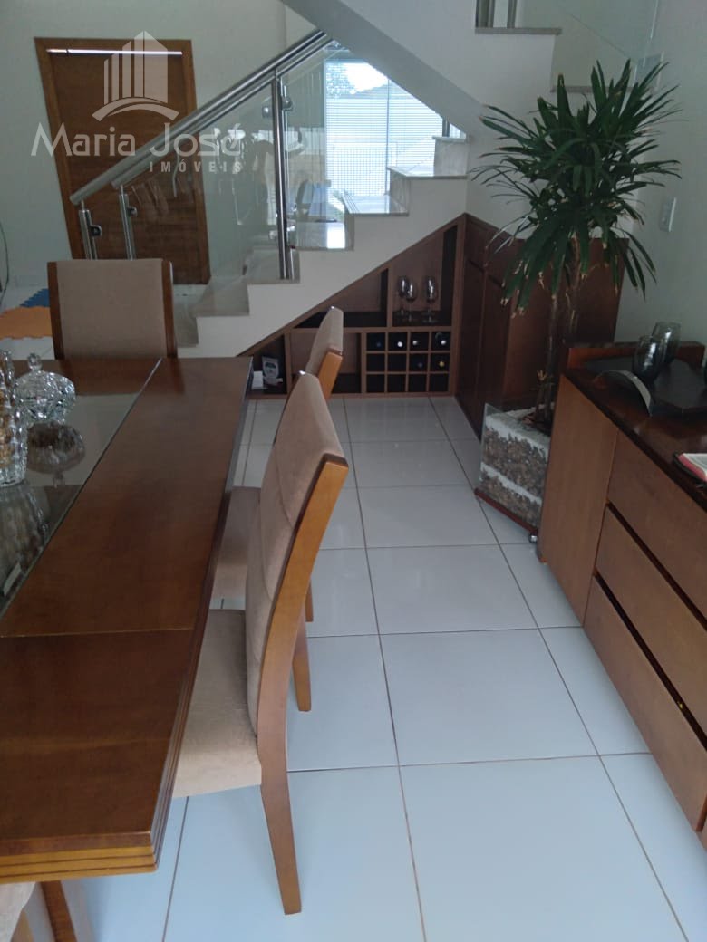 Casa à venda com 3 quartos, 1 suíte, 2 vagas e 227m² no Iporanga, Sete Lagoas (MG) — foto 11 de 30
