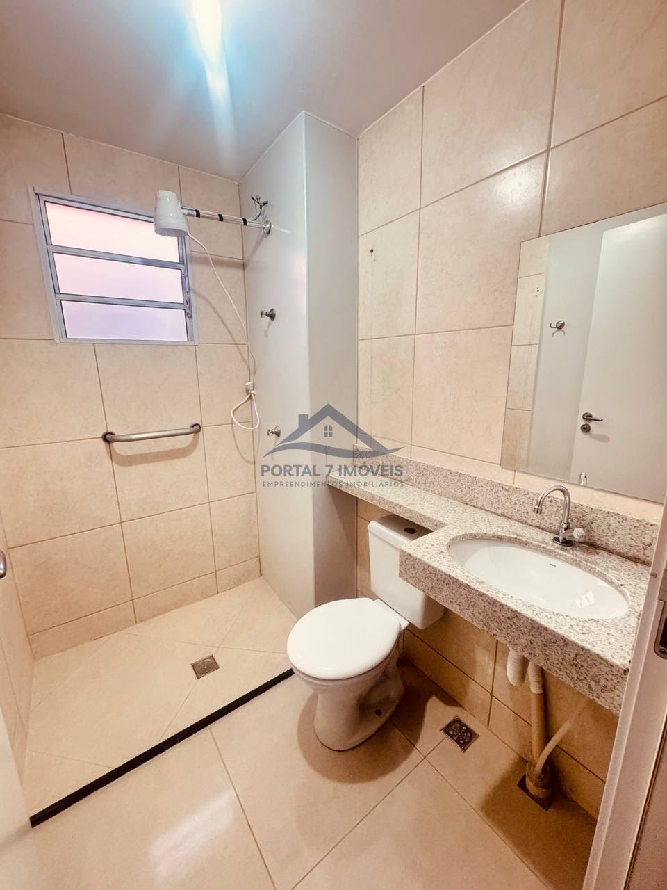 Apartamento à venda com 2 quartos, 1 banheiro, 1 vaga e 48m² no Vale das Palmeiras, Sete Lagoas (MG) — foto 8 de 9