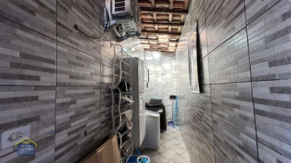 Casa à venda com 2 quartos, 1 suíte, 2 vagas e 80m² no Princesa, Praia Grande (SP) — foto 5 de 13