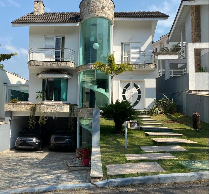 Casa à venda com 4 quartos, 6 banheiros, 4 vagas e 400m² no Condominio Arujazinho V, Arujá — foto principal
