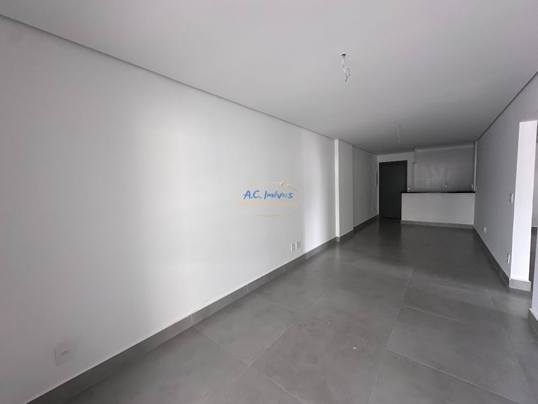 Apartamento à venda com 3 quartos, 1 suíte, 2 vagas e 100m² no Guilhermina, Praia Grande (SP) — foto 7 de 30