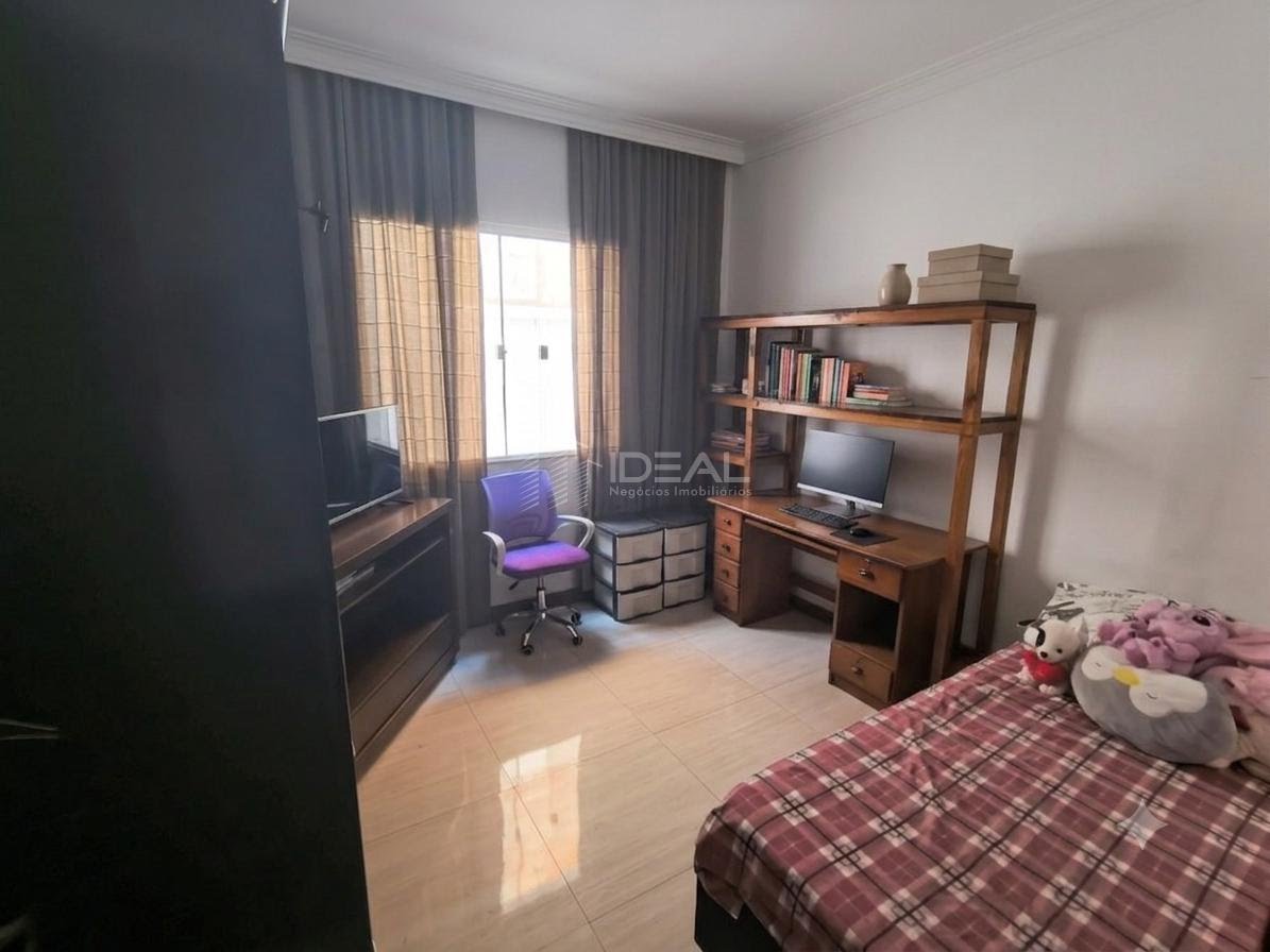 Casa à venda com 3 quartos, 2 suítes, 1 vaga e 195m² no Parque Julião Nogueira, Campos dos Goytacazes (RJ) — foto 7 de 28
