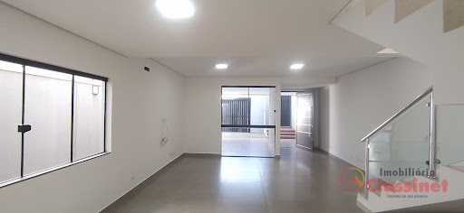 Sobrado de alto padrão no centro de Ivaiporã.