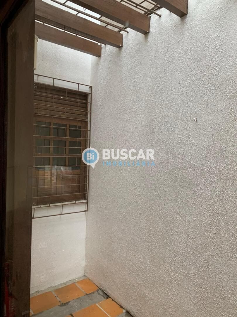 Casa à venda com 3 quartos, 1 suíte, 2 vagas e 300m² no Santa Mônica, Feira de Santana (BA) — foto 13 de 23