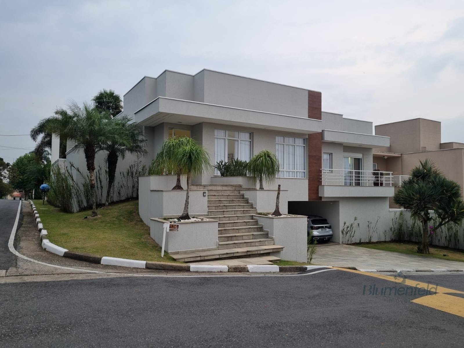 Casa à venda com 5 quartos, 5 banheiros e 465m² no Condomínio Arujazinho IV, Arujá — foto principal