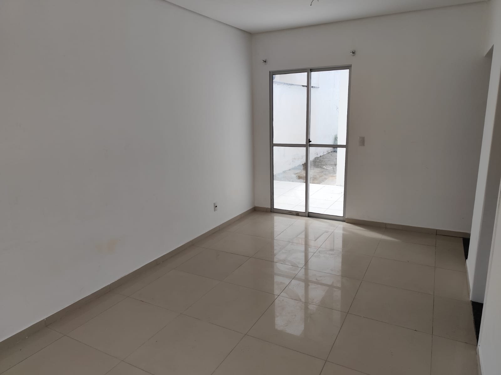 Casa à venda com 3 quartos, 1 suíte, 2 vagas e 70m² no Sim, Feira de Santana (BA) — foto 4 de 14