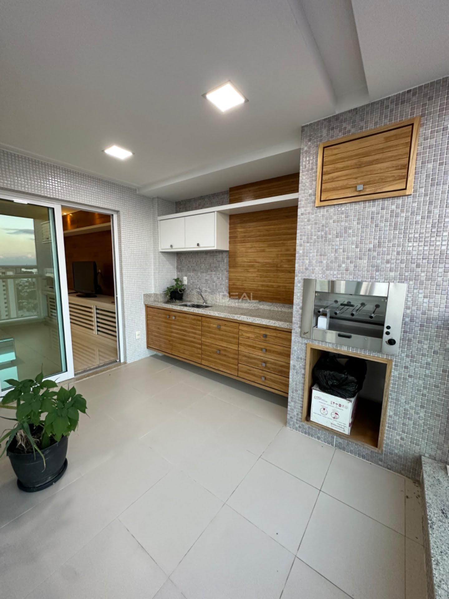 Apartamento à venda com 4 quartos, 3 suítes, 3 vagas e 160m² no Jardim Maria de Queiroz, Campos dos Goytacazes (RJ) — foto 22 de 30