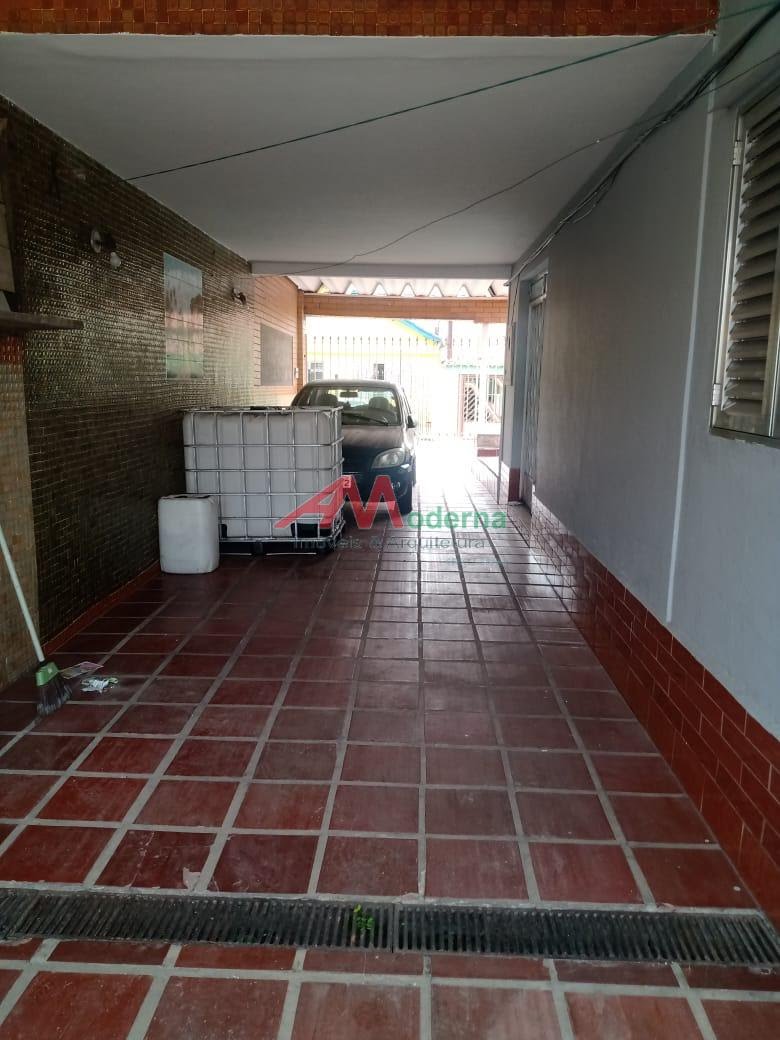 Casa à venda com 3 quartos, 3 vagas e 300m² no Piraporinha, Diadema (SP) — foto 11 de 16