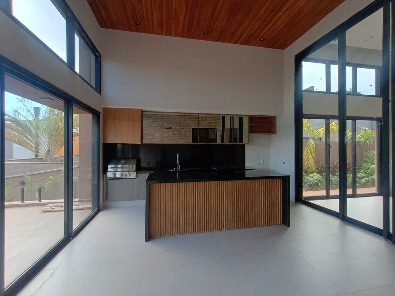 Casa à venda com 3 quartos, 3 suítes, 4 vagas e 258m² no Alphaville, Ribeirão Preto (SP) — foto 4 de 27
