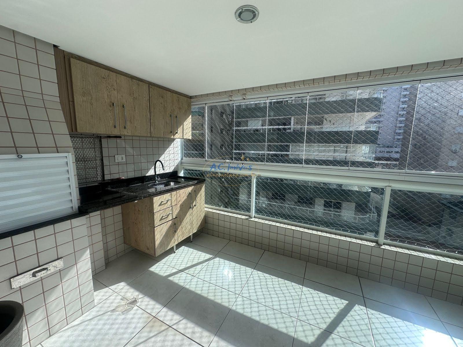 Apartamento para alugar com 3 quartos, 4 banheiros, 2 vagas e 140m² no Canto do Forte, Praia Grande — foto principal