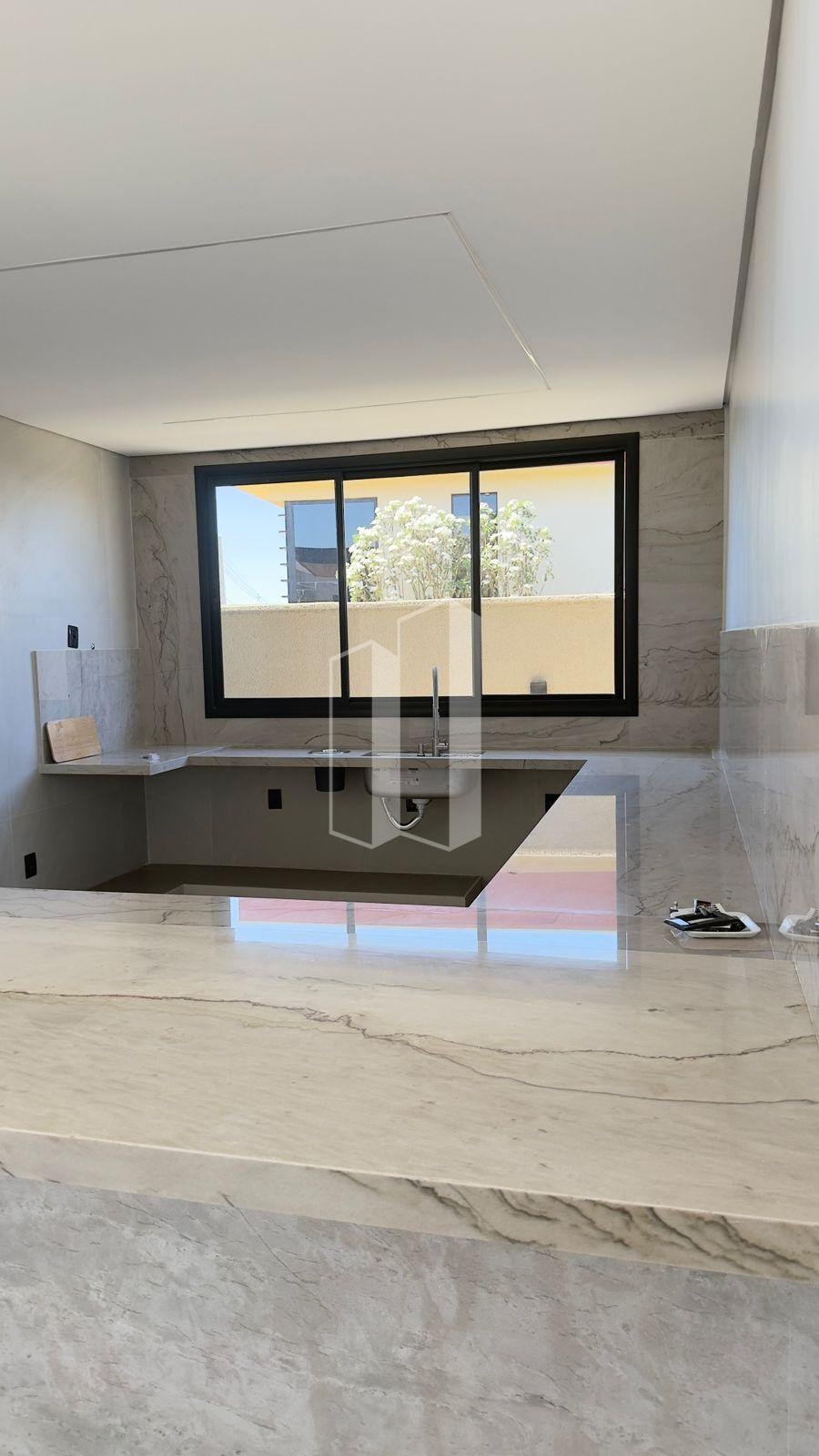 Casa à venda com 3 quartos, 3 suítes, 4 vagas e 207m² no Jardins Nápoles, Senador Canedo (GO) — foto 6 de 30