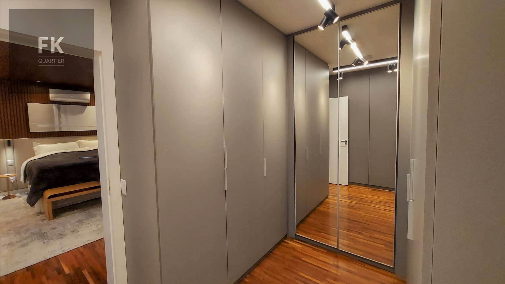 Casa à venda com 4 quartos, 4 suítes, 6 vagas e 462m² no Alphaville Residencial Dois, Barueri (SP) — foto 16 de 30